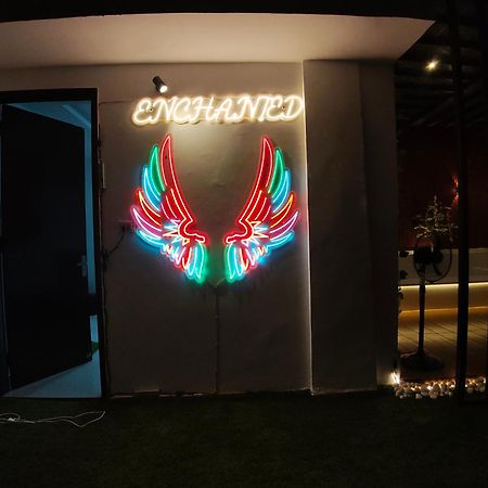 Enchanted The Roof Rekha, With Private Trace Garden Hotel New Delhi Exterior foto